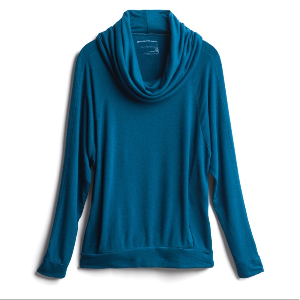 Women’s Cowl Neck Sweater/Sweatshirt
